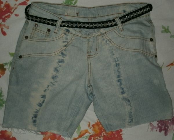 Short jeans