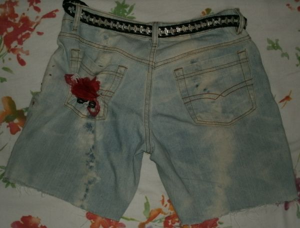 Short jeans