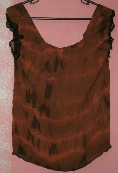 Blusinha sofisticada com renda