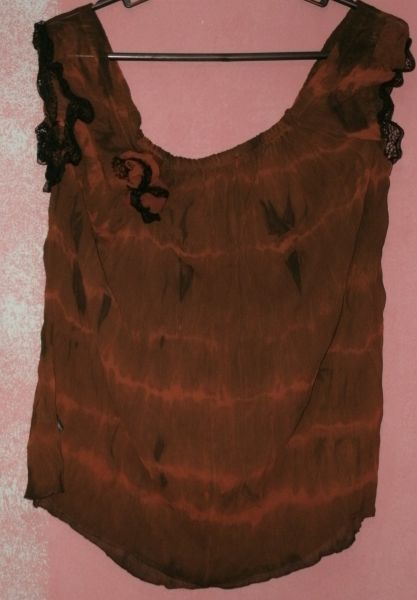 Blusinha sofisticada com renda